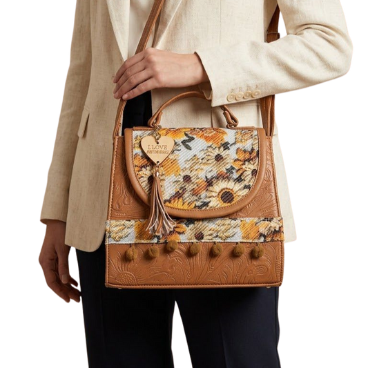 Bolsa Artesanal Camel Geométrico Floral | Bolso 3 en 1 Mochila y Crossbody