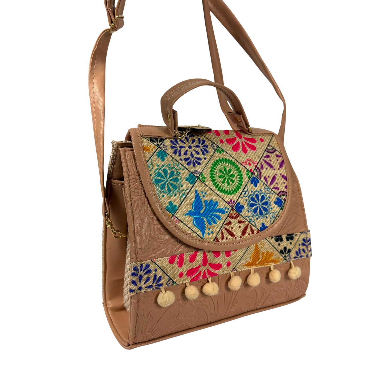 Mochila Artesanal de Piel sintética Bordada con Detalles Florales y Pompones