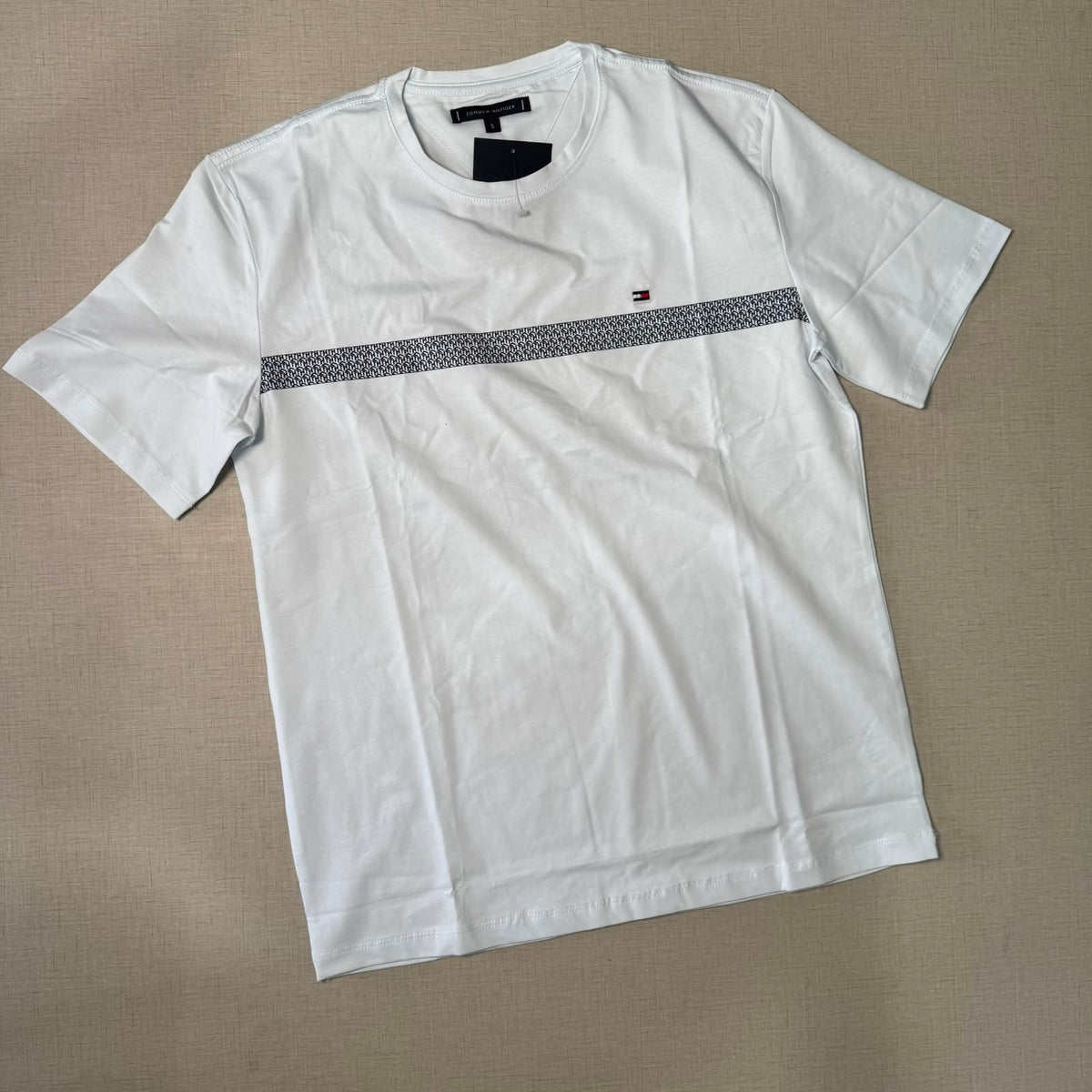 Playera Casual Cuello Redondo Blanca con Franja - Talla S | Ropa de Caballero