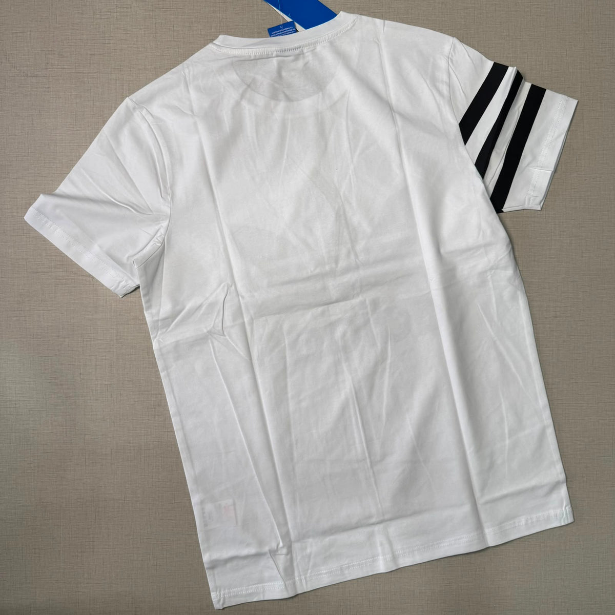 Playera Casual Cuello Redondo Blanca Estilo Deportivo - Talla S | Ropa de Caballero